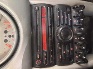 Mini Cooper ONE 1.6 benzina - imagine 9 Mini Cooper ONE 1.6 benzina - imagine 9