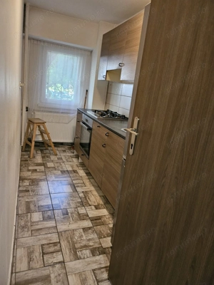 Garsoniera - Metrou Aparatori - Sector 4 - imagine 5