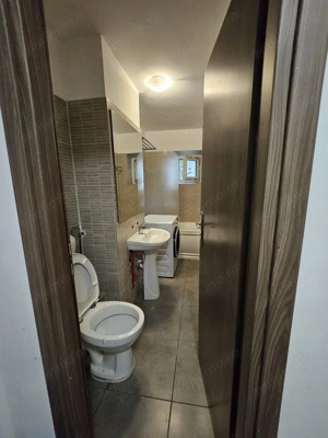 Garsoniera - Metrou Aparatori - Sector 4 - imagine 7