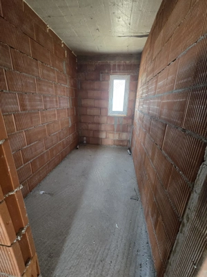 Casă individuală   locație centrală   toate utilitățile   la asfalt   Moșnița Veche - imagine 14 Casă individuală   locație centrală   toate utilitățile   la asfalt   Moșnița Veche - imagine 14