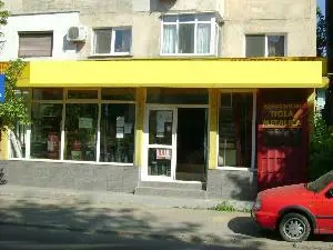 vand spatiu comercial