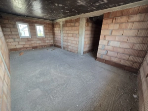 Casă individuală   locație centrală   toate utilitățile   la asfalt   Moșnița Veche - imagine 17 Casă individuală   locație centrală   toate utilitățile   la asfalt   Moșnița Veche - imagine 17