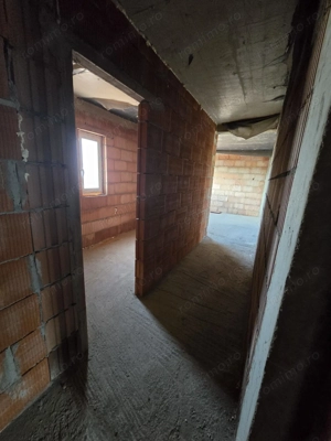 Casă individuală   locație centrală   toate utilitățile   la asfalt   Moșnița Veche - imagine 20 Casă individuală   locație centrală   toate utilitățile   la asfalt   Moșnița Veche - imagine 20