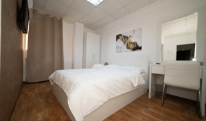 Vand Spatiu comercial Piata Centrala - imagine 10