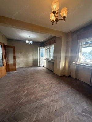 Apartament cu 4 camere, 95 mp, zona Centrala