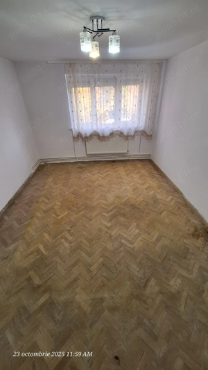 Vând apartament  - imagine 5