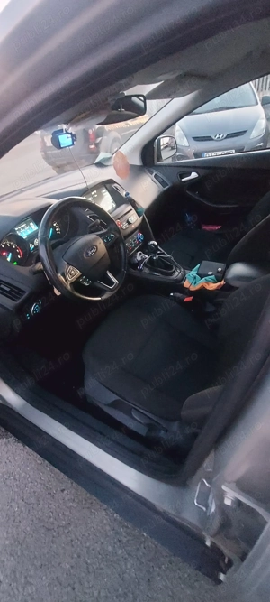 Vând Ford focus 2019 1l ecobust 125cp  - imagine 8