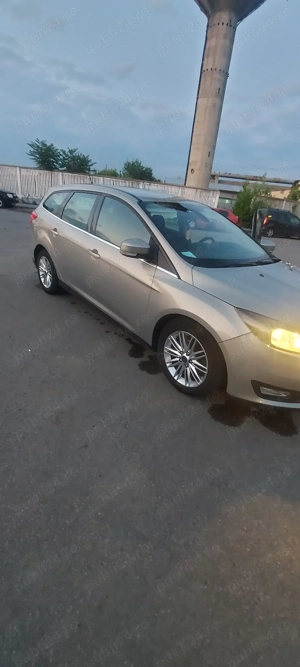 Vând Ford focus 2019 1l ecobust 125cp  - imagine 6