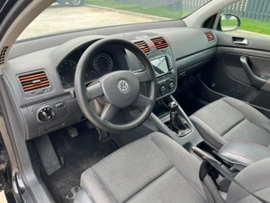 Volkswagen Golf 5   1.4 16V   75CP  -an 2005 - imagine 4