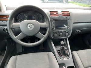 Volkswagen Golf 5   1.4 16V   75CP  -an 2005 - imagine 6