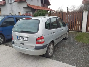 Renault scenic, climă, esp,propietar în acte - imagine 4 Renault scenic, climă, esp,propietar în acte - imagine 4
