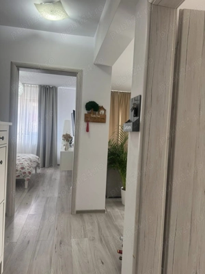 Proprietar propun spre vanzare apartament 3 camere