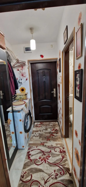 Garsoniera de vanzare etaj 1 - imagine 7 Garsoniera de vanzare etaj 1 - imagine 7