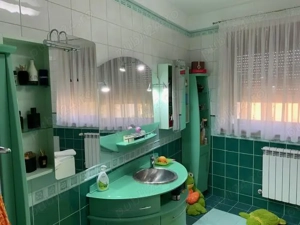 vand sau schimb casa px1.zona centrala - imagine 4 vand sau schimb casa px1.zona centrala - imagine 4