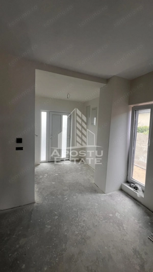 Duplex deosebit cu 4 camere si 2 bai, P + 1, predare la cheie, in Sag - imagine 16