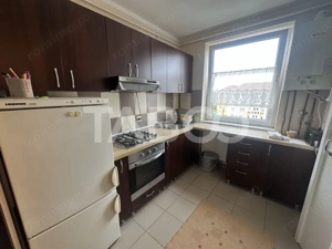 Apartament decomandat 3 camere etaj 4 zona Rahovei Sibiu - imagine 4