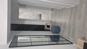 Apartament cu două camere de închiriat