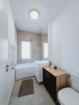 In oras, zona BRAYTIM. Penthouse cu 3 camere. Model cu 2 bai si dressing. - imagine 16