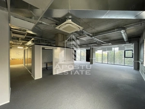 Spatiu de birouri , 250 mp, Zona Soarelui