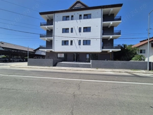 Spatiu comercial de vanzare,cu loc de parcare inclus-BLOC NOU-1150 EUR mp