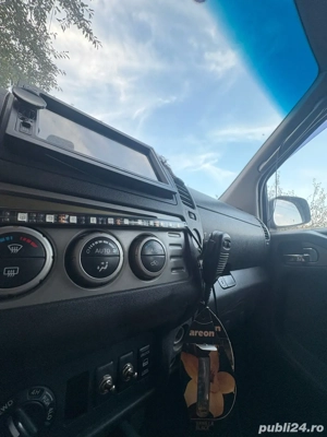 Nissan navra D40  - imagine 9
