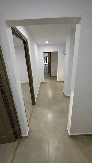 Apartament 4 Camere Full Decomandat Etaj 1 Zona Complexul Studențesc  - imagine 6