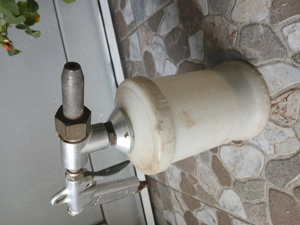 Pistol pneumatic pentru sablat