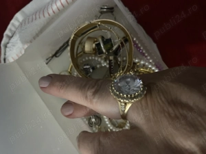 Inel aur cu piatra zirconiu 