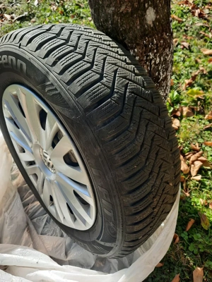 Set complet roti iarna VW Golf / Jetta 195 / 65 R15