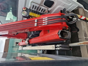 Vând iveco daily basculabil cu macara, macara fassi, Benă basculabil a pe trei părți  - imagine 5