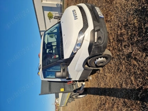 Vând iveco daily basculabil cu macara, macara fassi, Benă basculabil a pe trei părți  - imagine 3