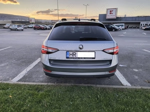 2017 Skoda Superb 2.0 TDI 150 cp - imagine 5