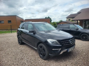 Mercedes ML ,an 2013,motor.2.2,204cp,320.000 km