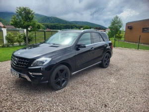 Mercedes ML ,an 2013,motor.2.2,204cp,320.000 km - imagine 2