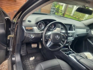 Mercedes ML ,an 2013,motor.2.2,204cp,320.000 km - imagine 3