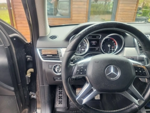 Mercedes ML ,an 2013,motor.2.2,204cp,320.000 km - imagine 4