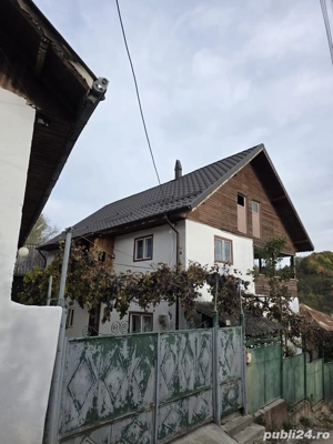 De vanzare ! 2 Case + Livada - imagine 4
