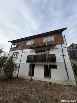 De vanzare ! 2 Case + Livada - imagine 5