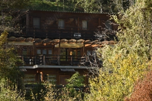 Pensiune boutique, zona Schei - spre Calea Poienii, comision ZERO.