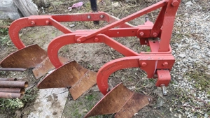 Plug cu trei brazde  - imagine 3