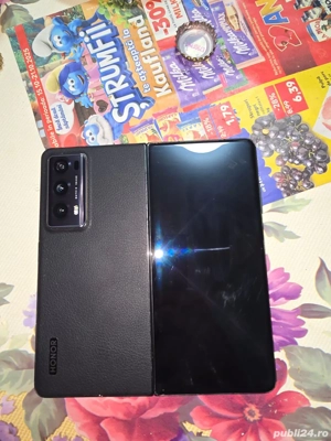 Honor Magic V2  - imagine 2