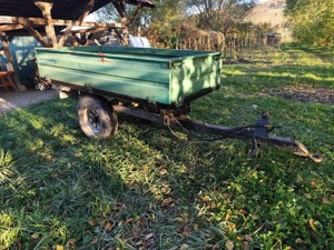 Remorca basculantă pentru tractoraș japonez