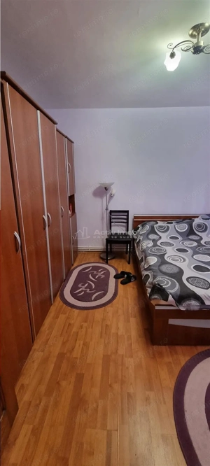 Apartament 3 camere decomandal Central langa Piata Centrala - imagine 16