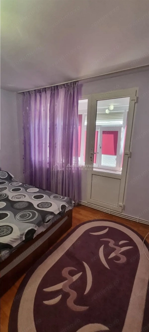 Apartament 3 camere decomandal Central langa Piata Centrala - imagine 9