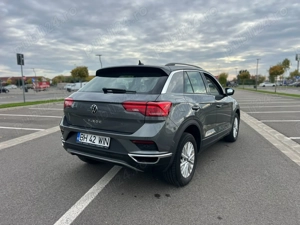 Volkswagen T-Roc 2.0 TDI, 2021, înmatriculat 2022, 6 trepte, 45.000 km, stare excelentă - imagine 8