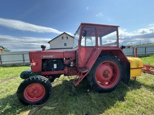 Vând tractor utb 650