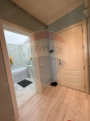 Apartament cu 3 camere de vânzare în zona Calea Severinului - imagine 9