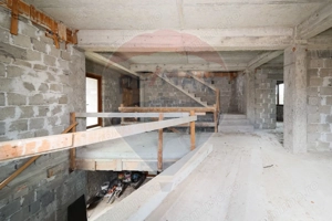 CASA LA ROSU | TOMIS 21 | 325MP | 346MP CURTE | 470 TEREN |ACCES AUTO - imagine 9