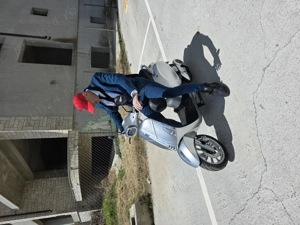 Scuter electric autonomie 45km..ca nou .. - imagine 3 Scuter electric autonomie 45km..ca nou .. - imagine 3