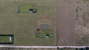 Teren Harman, Strada Henri Coanda, 1000mp - imagine 8